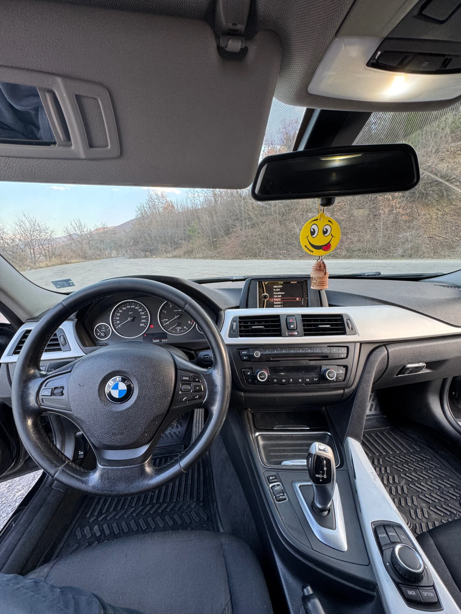 BMW 320, снимка 9 - Автомобили и джипове - 53904049