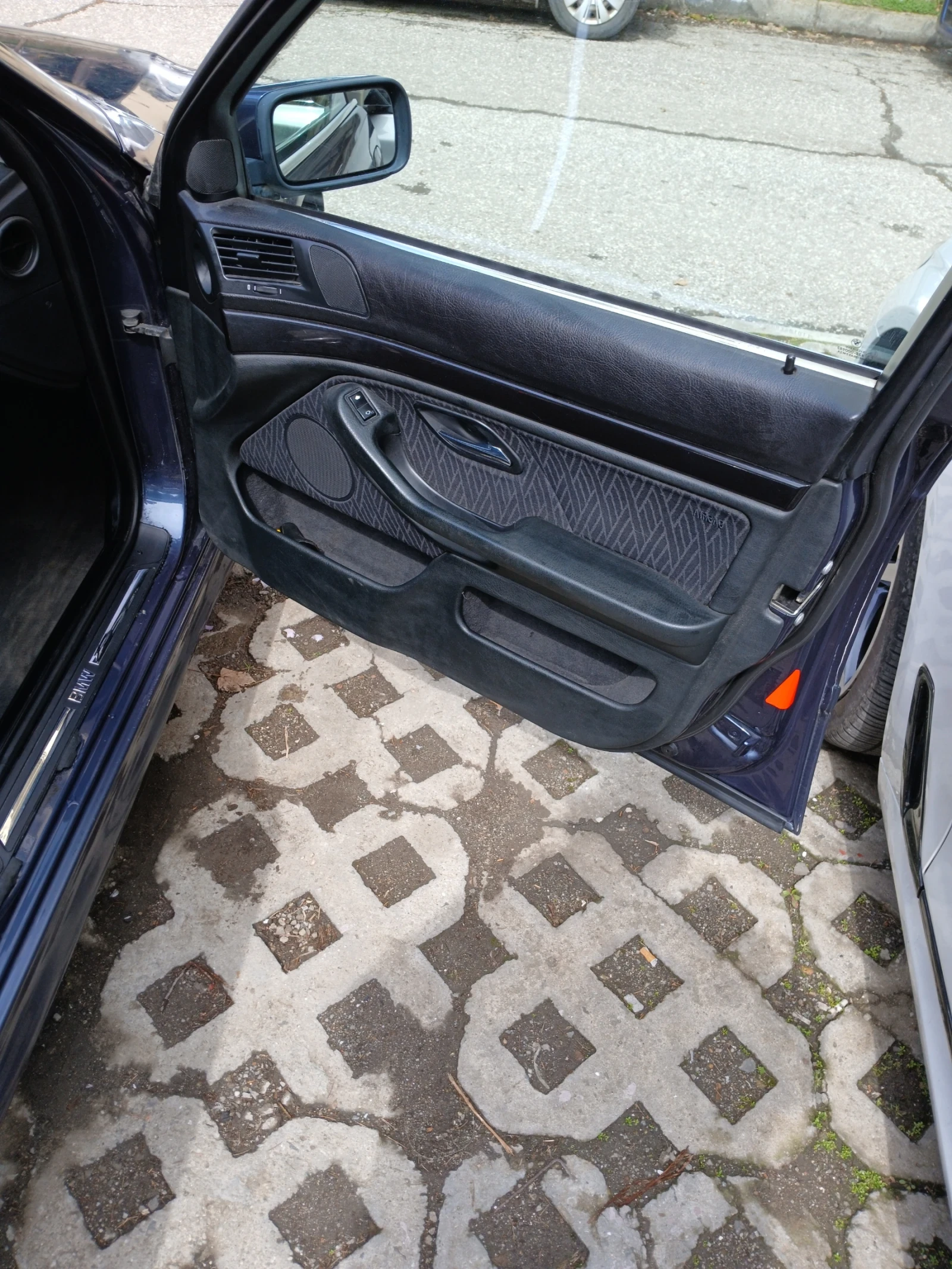 BMW 525, снимка 6 - Автомобили и джипове - 54069792