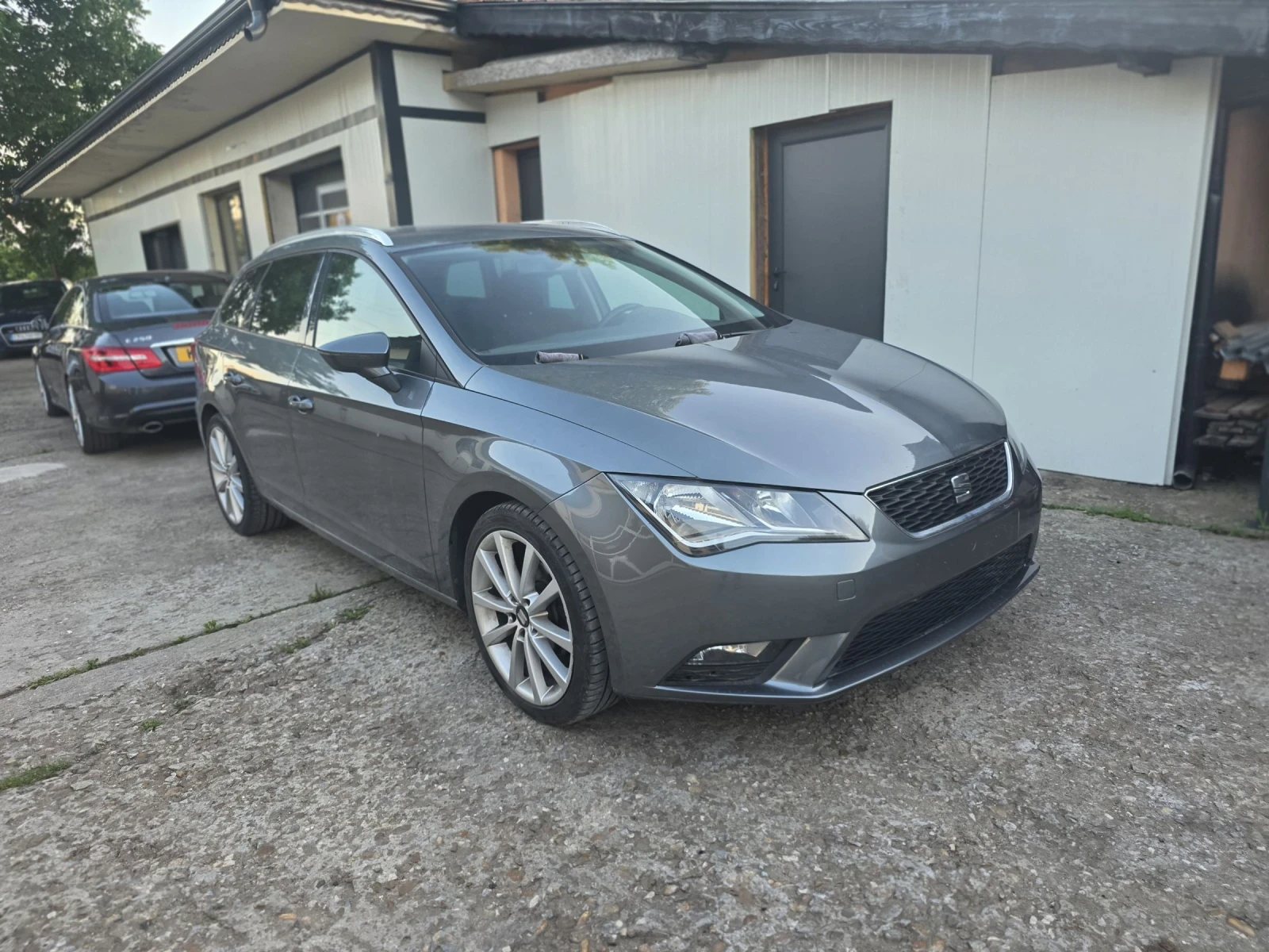 Seat Leon ST 1.6TDI 110кс. ECOMOTIVE 