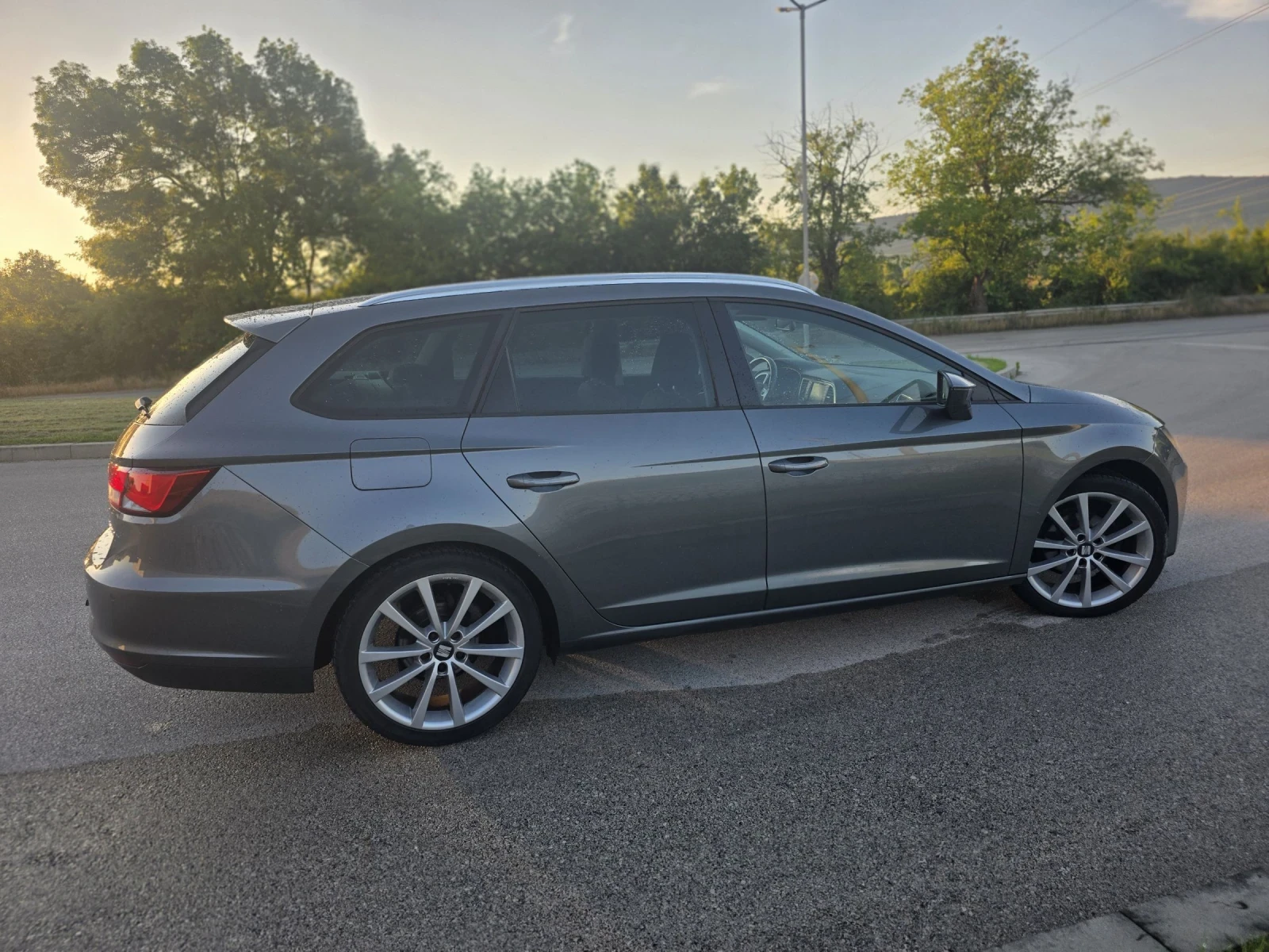 Seat Leon ST 1.6TDI 110��. ECOMOTIVE  | Mobile.bg � ����������� 6