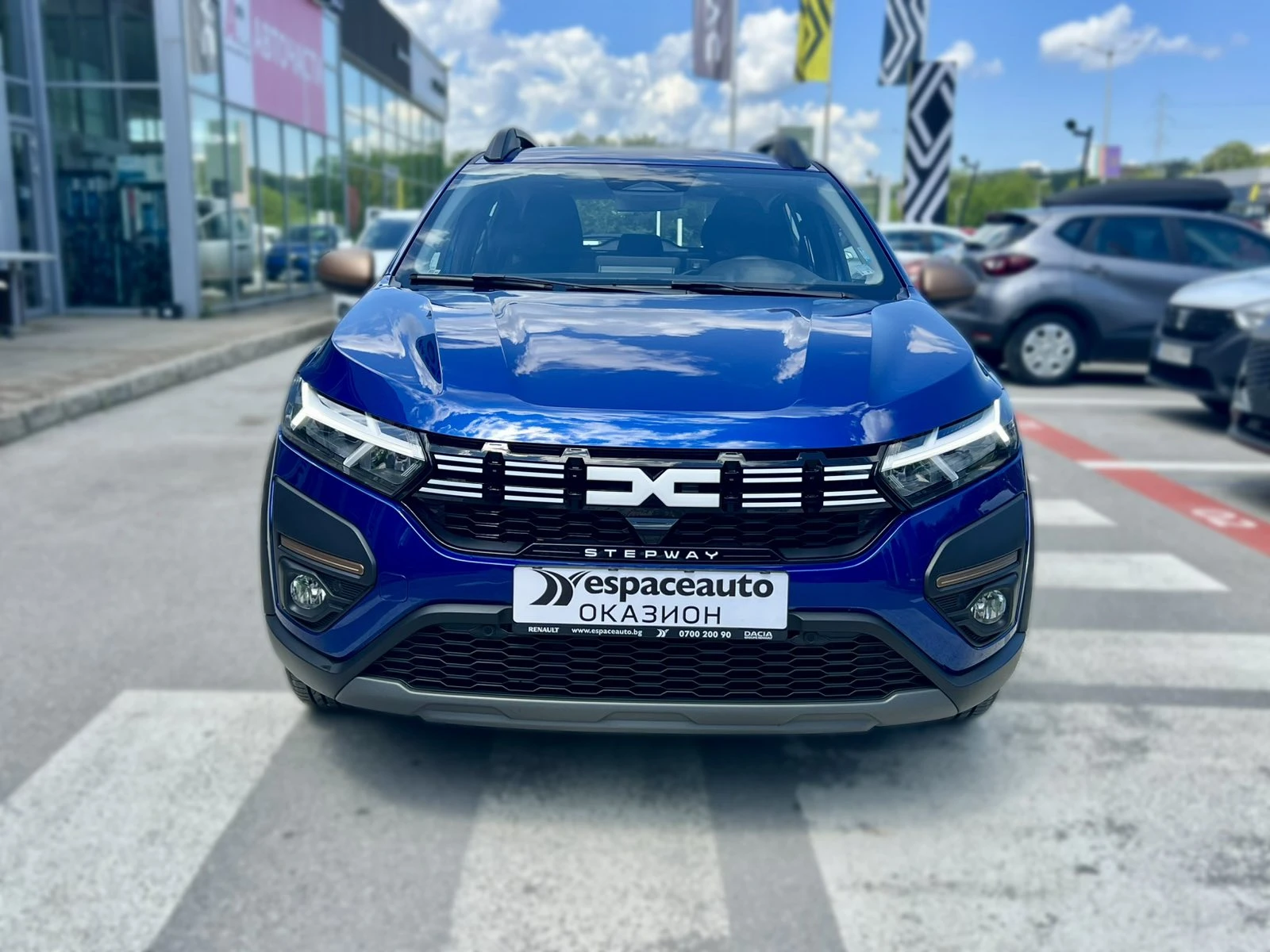 Dacia Sandero Stepway / Extreme / 1.0 TCe / 90 �.�. / ��������� | Mobile.bg � ����������� 2