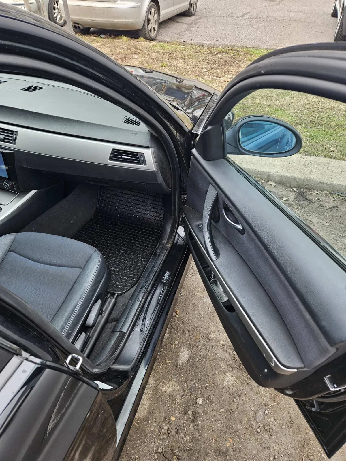 BMW 318 Е 90, снимка 3 - Автомобили и джипове - 54909571