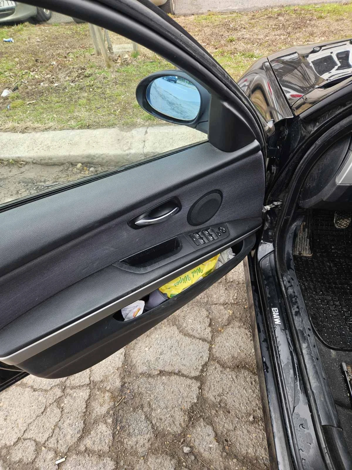 BMW 318 Е 90, снимка 7 - Автомобили и джипове - 54909571