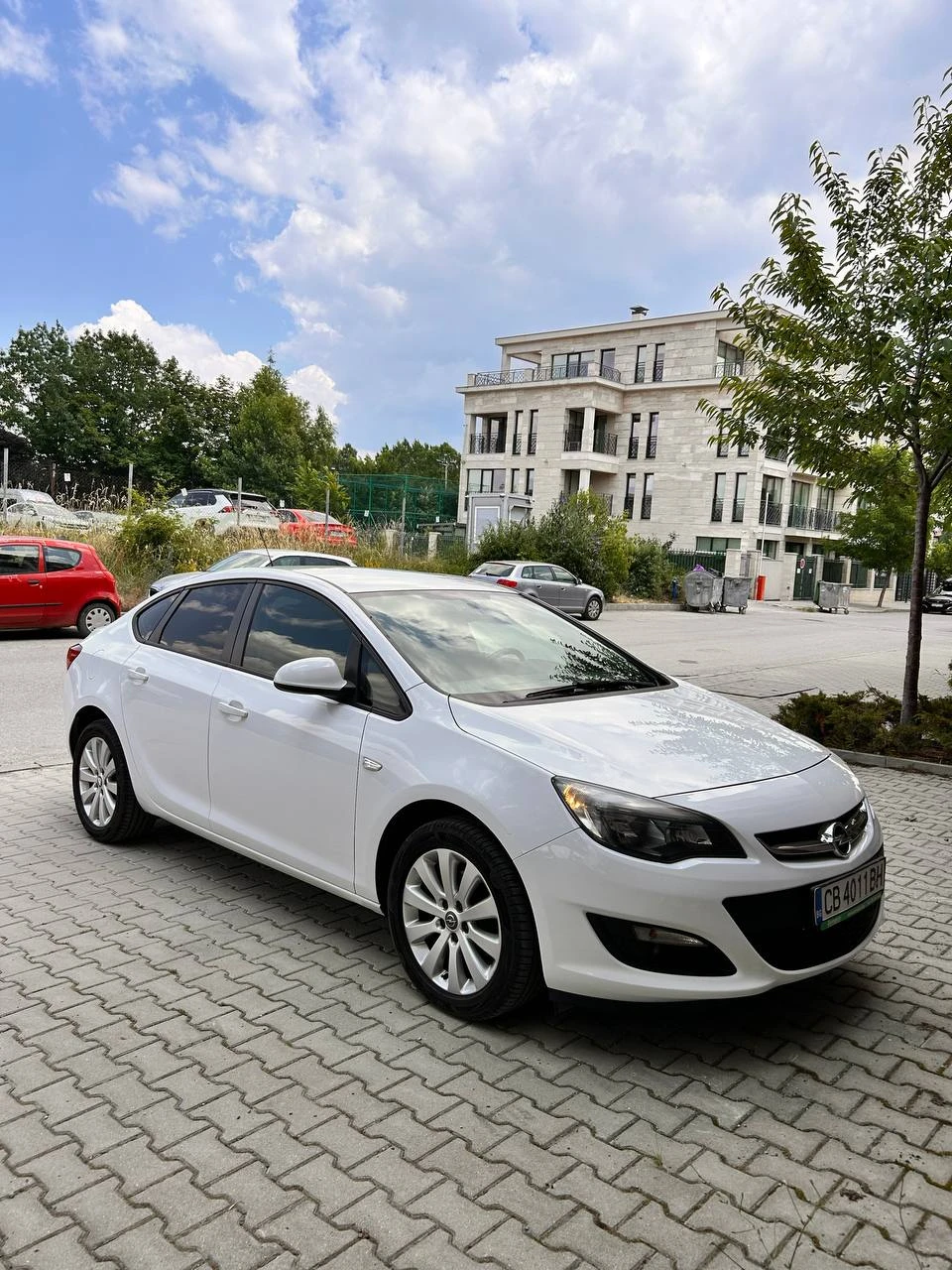 Opel Astra 1.6 CDTI Гаранция + сервизна книжка, снимка 8 - Автомобили и джипове - 55180977