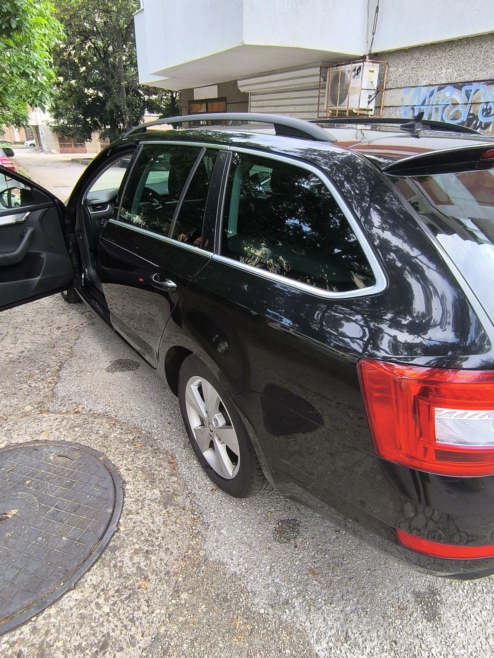 Skoda Octavia, снимка 12 - Автомобили и джипове - 55072636