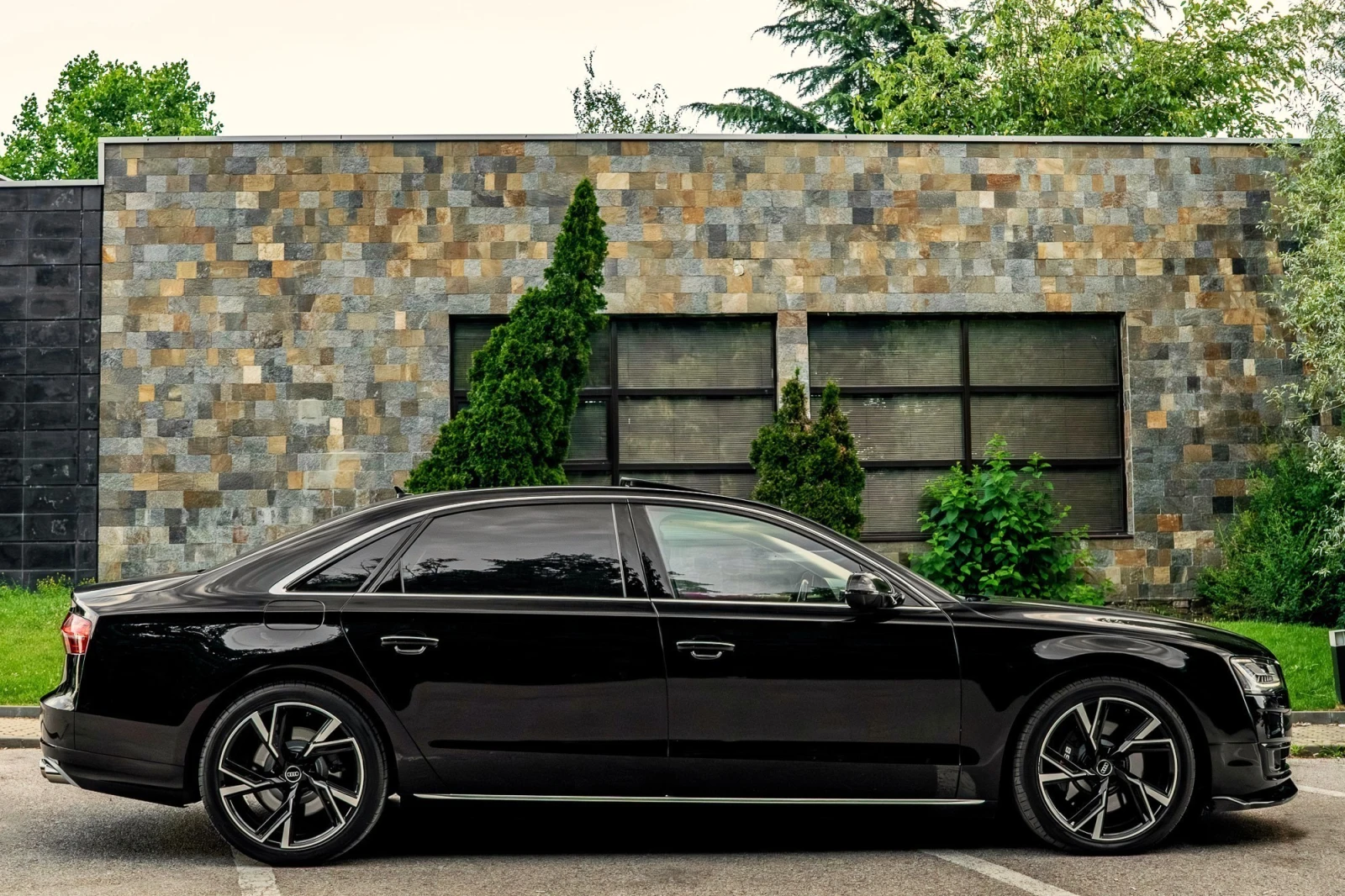 Audi A8 4.2TDI* LONG* ABT 435HP* 3XTV* BUSINESS CLASS, снимка 6 - Автомобили и джипове - 55148955