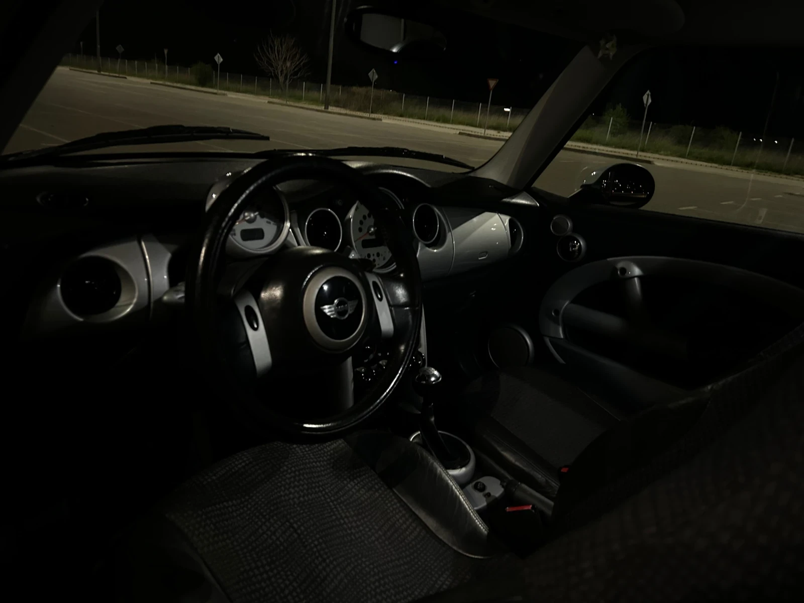 Mini One, снимка 3 - Автомобили и джипове - 55159004
