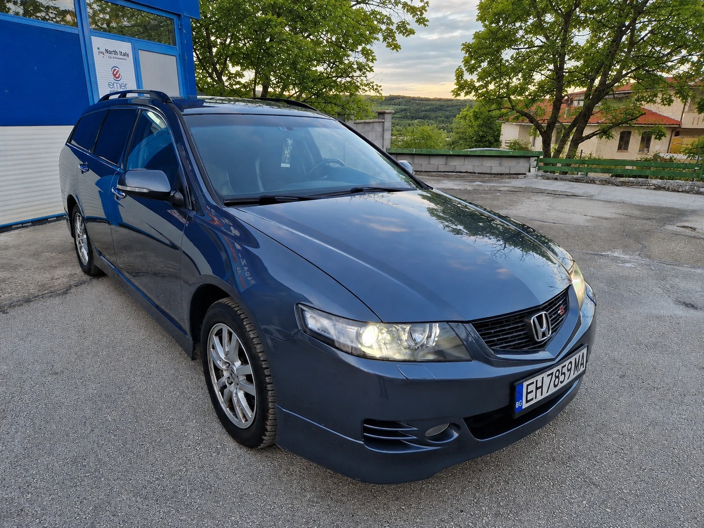 Honda Accord 2.4 I-VTEC Type S, снимка 2 - Автомобили и джипове - 55547182