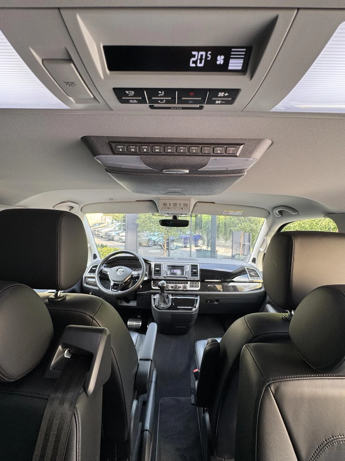 VW Multivan BUSINESS 4 MOTION, снимка 11 - Автомобили и джипове - 55799108