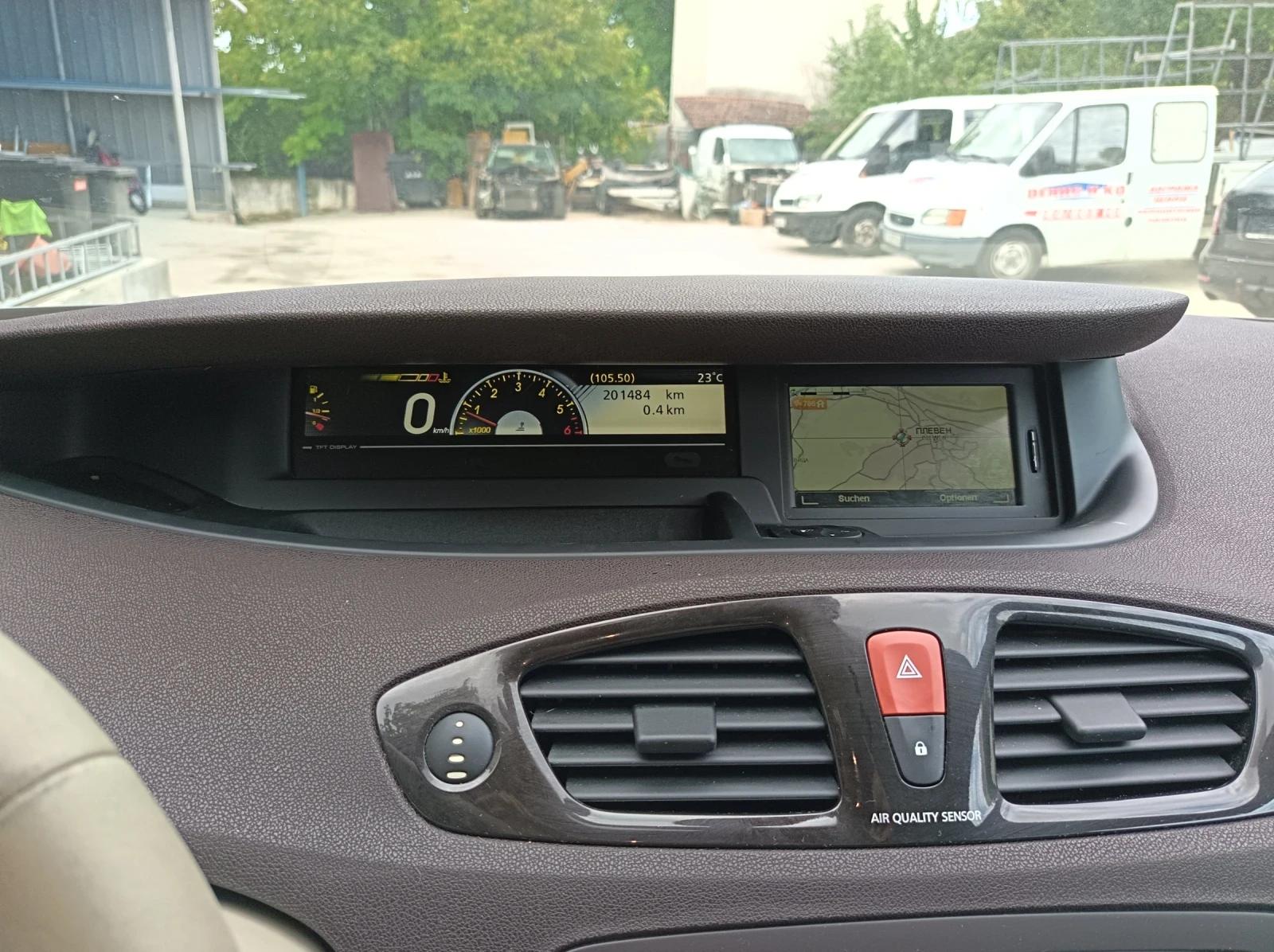 Renault Scenic 1.9dci 130кс, снимка 9 - Автомобили и джипове - 55849422