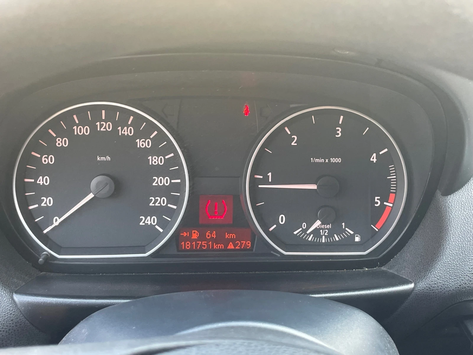 BMW 118, снимка 7 - Автомобили и джипове - 55911007