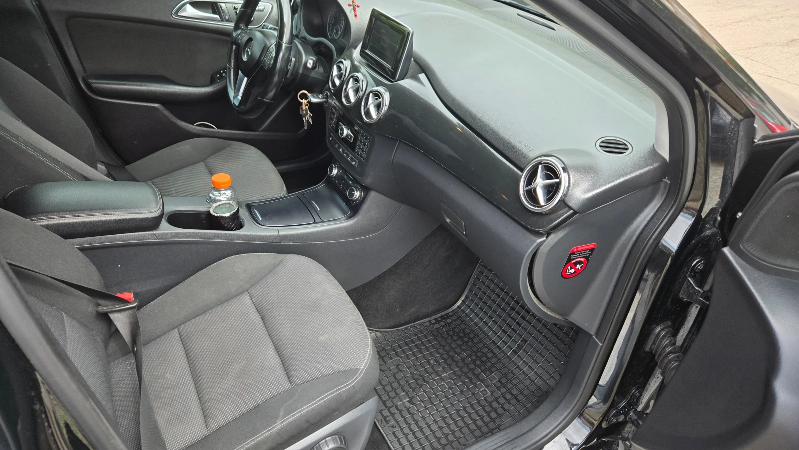 Mercedes-Benz B 180, снимка 7 - Автомобили и джипове - 56041211