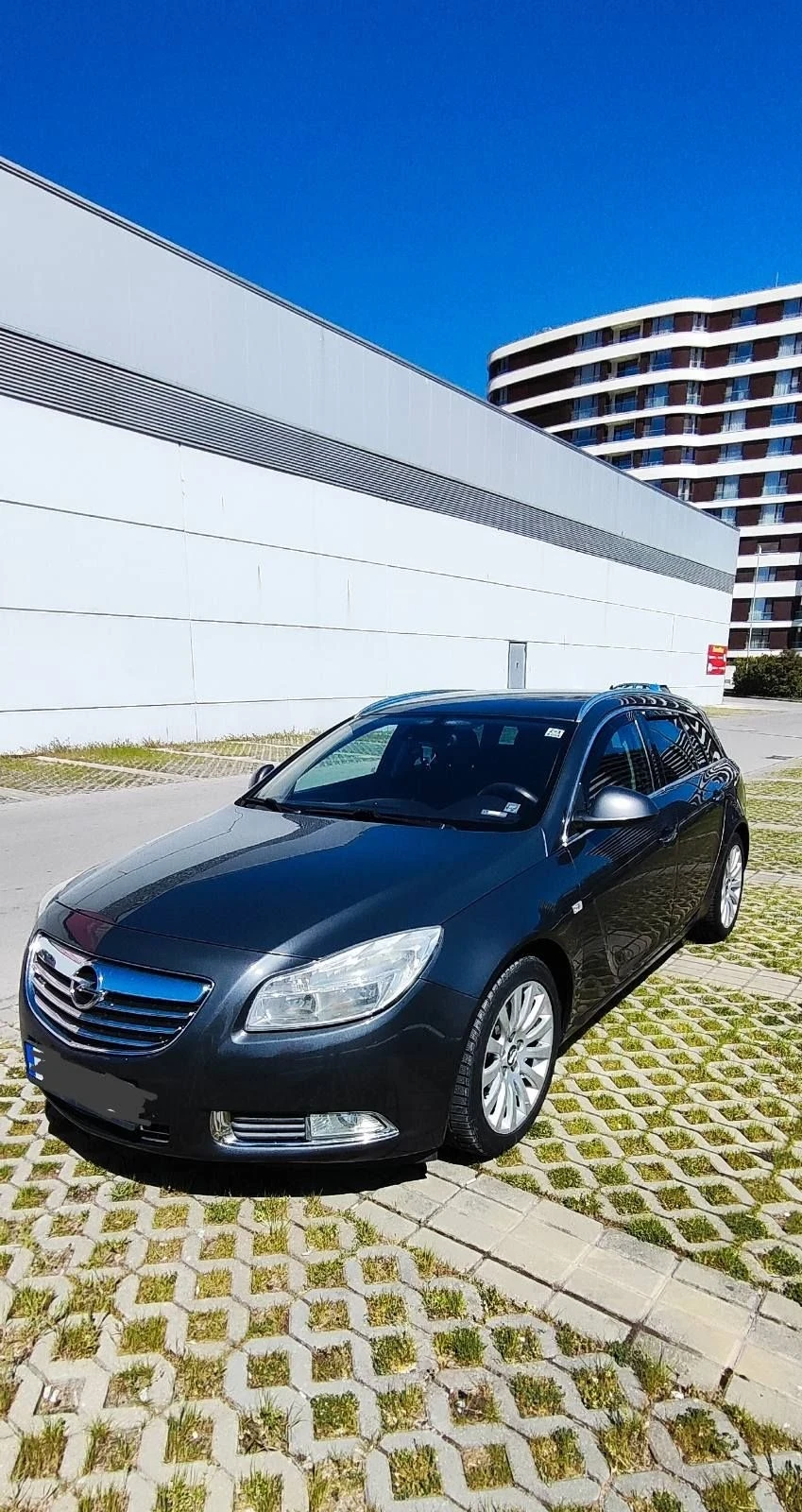 Opel Insignia, снимка 2 - Автомобили и джипове - 56173066