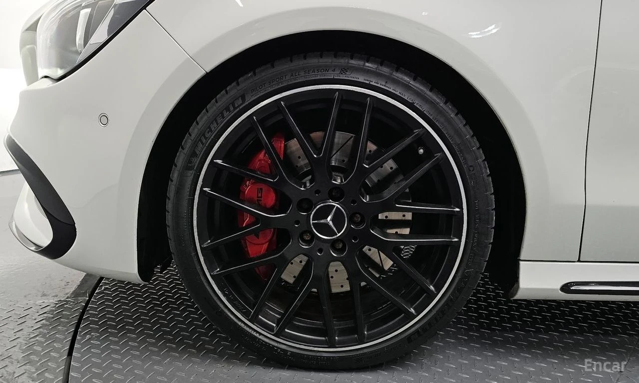 Mercedes-Benz CLA 45 AMG 4-MATIC* PANORAMA* ALCANTARA* CARPLAY* CAM* BLIND- | Mobile.bg � ����������� 3