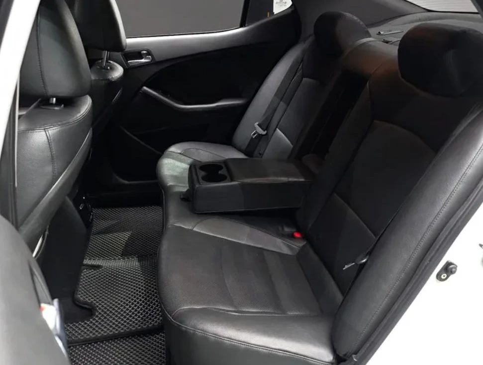 Kia K5, снимка 9 - Автомобили и джипове - 56592682