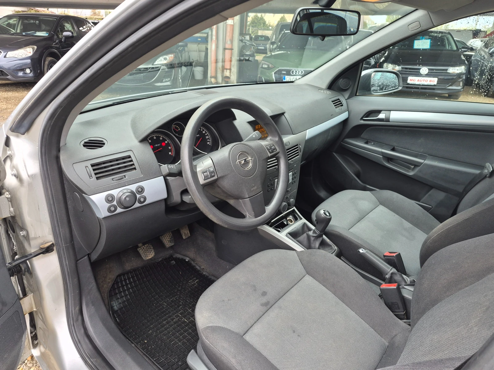 Opel Astra 1.6i, снимка 10 - Автомобили и джипове - 56718983