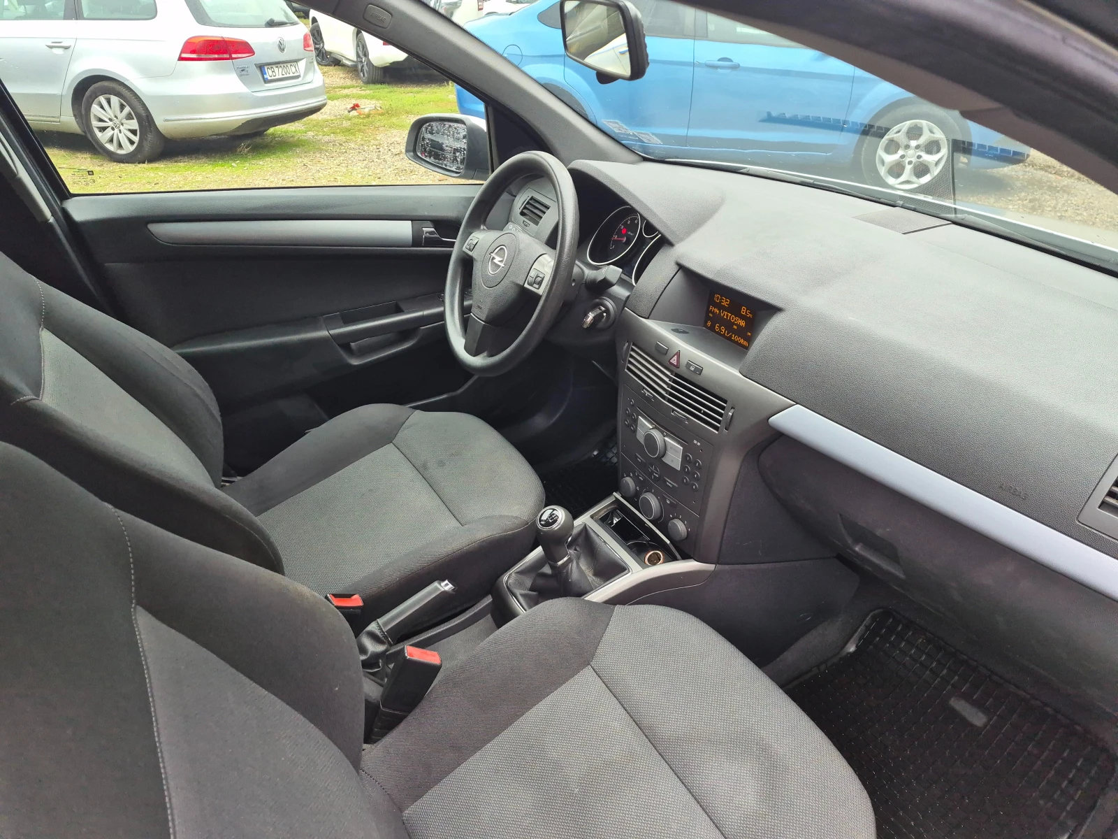 Opel Astra 1.6i, снимка 12 - Автомобили и джипове - 56718983