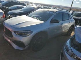  Mercedes-Benz GLA 45...