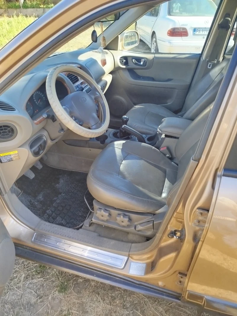 Hyundai Santa fe, снимка 6 - Автомобили и джипове - 47449129