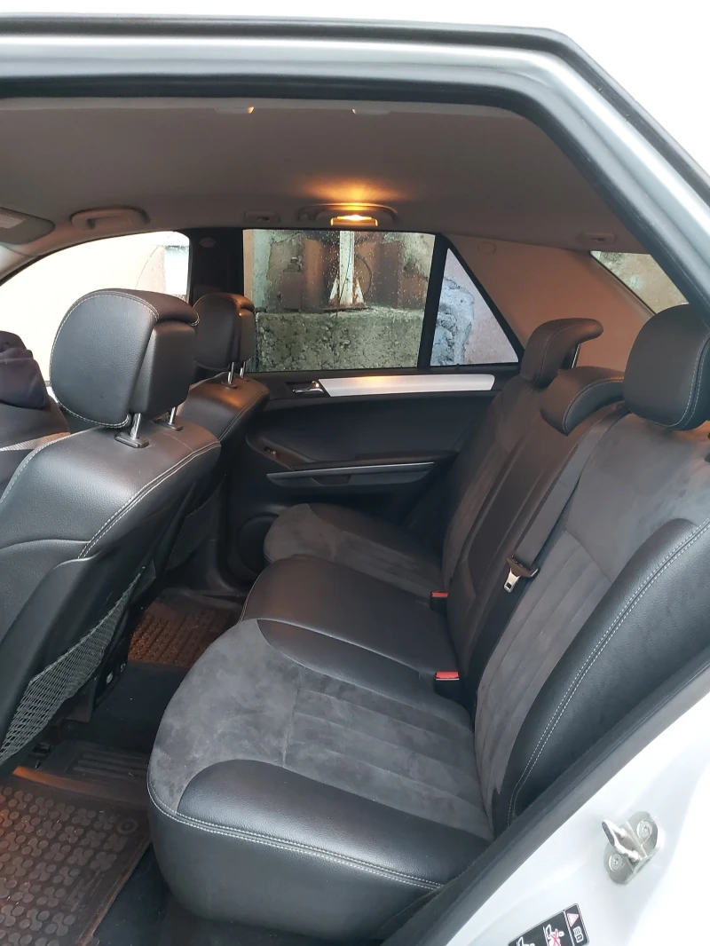 Mercedes-Benz ML 320, снимка 7 - Автомобили и джипове - 53025278