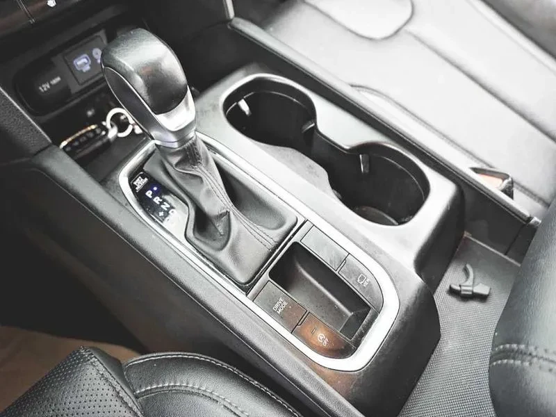 Hyundai Santa fe DIESEL 2.0 2WD PREMIUM, снимка 16 - Автомобили и джипове - 55172369