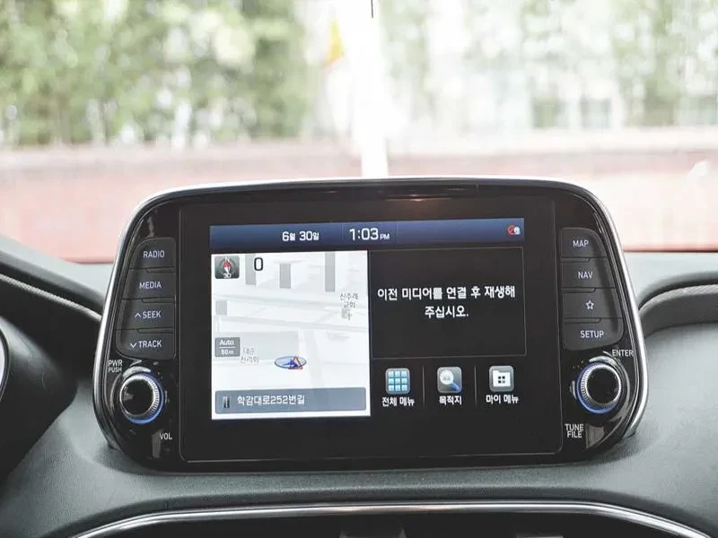 Hyundai Santa fe DIESEL 2.0 2WD PREMIUM, снимка 13 - Автомобили и джипове - 55172369