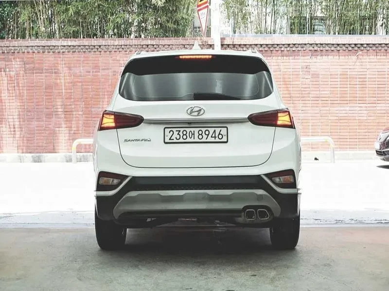 Hyundai Santa fe DIESEL 2.0 2WD PREMIUM, снимка 4 - Автомобили и джипове - 55172369
