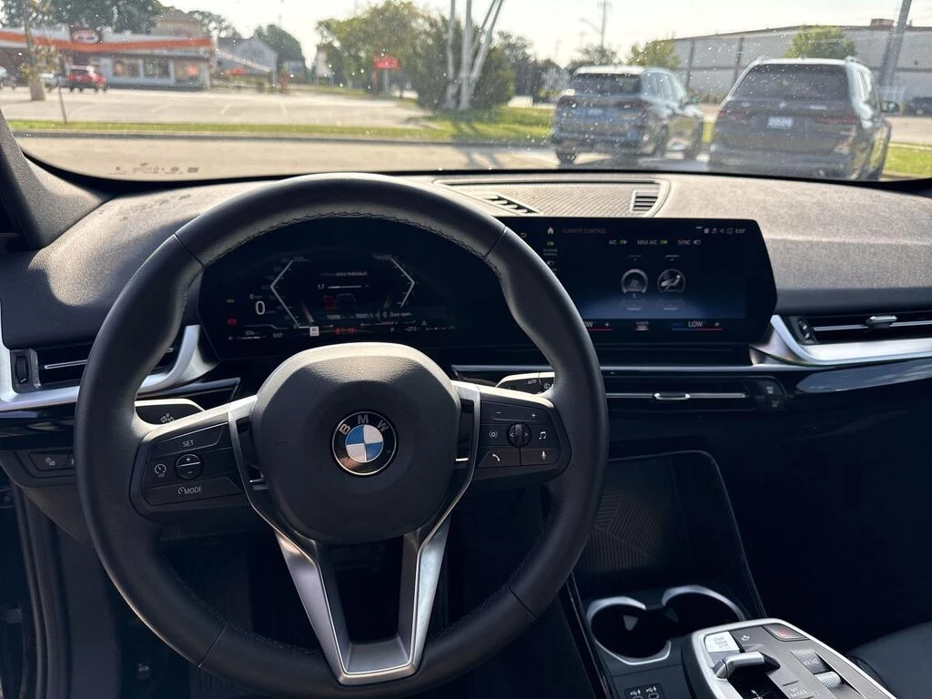 BMW X1 xDrive28i/ дигитал - изображение 7
