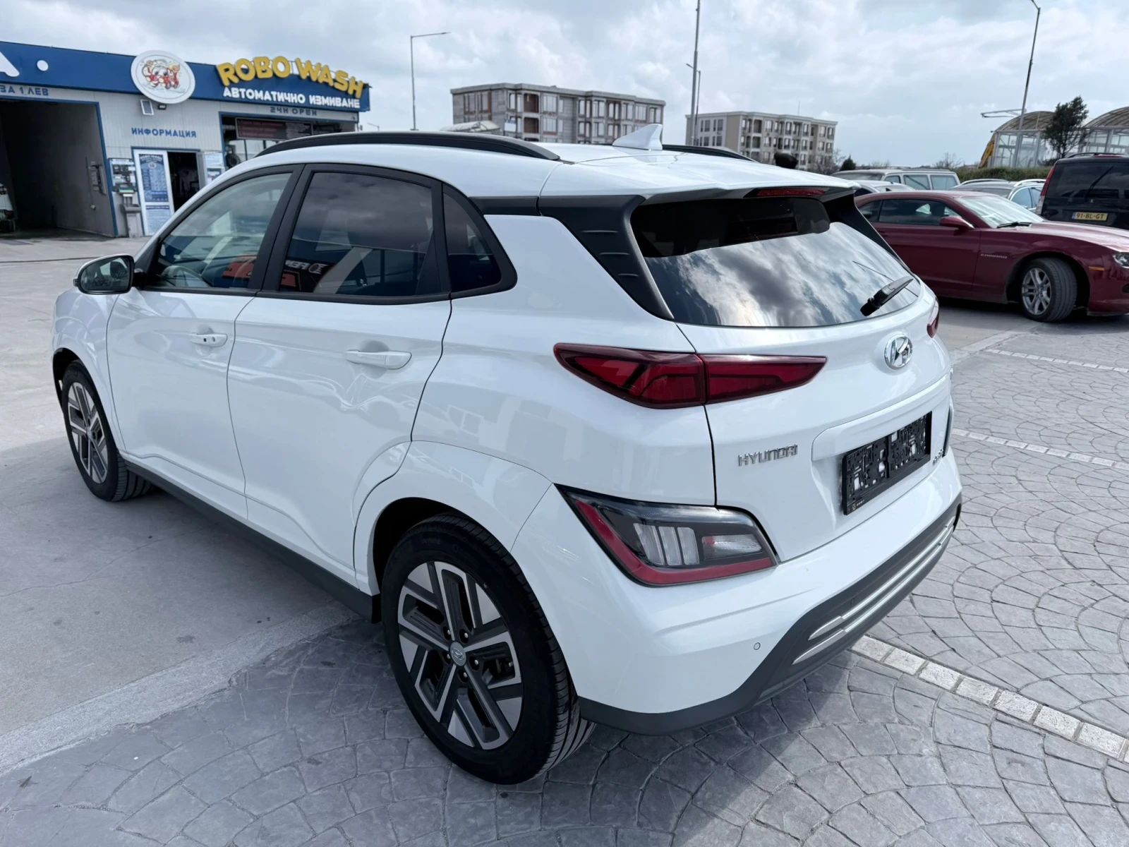 Hyundai Kona, снимка 4 - Автомобили и джипове - 53836678