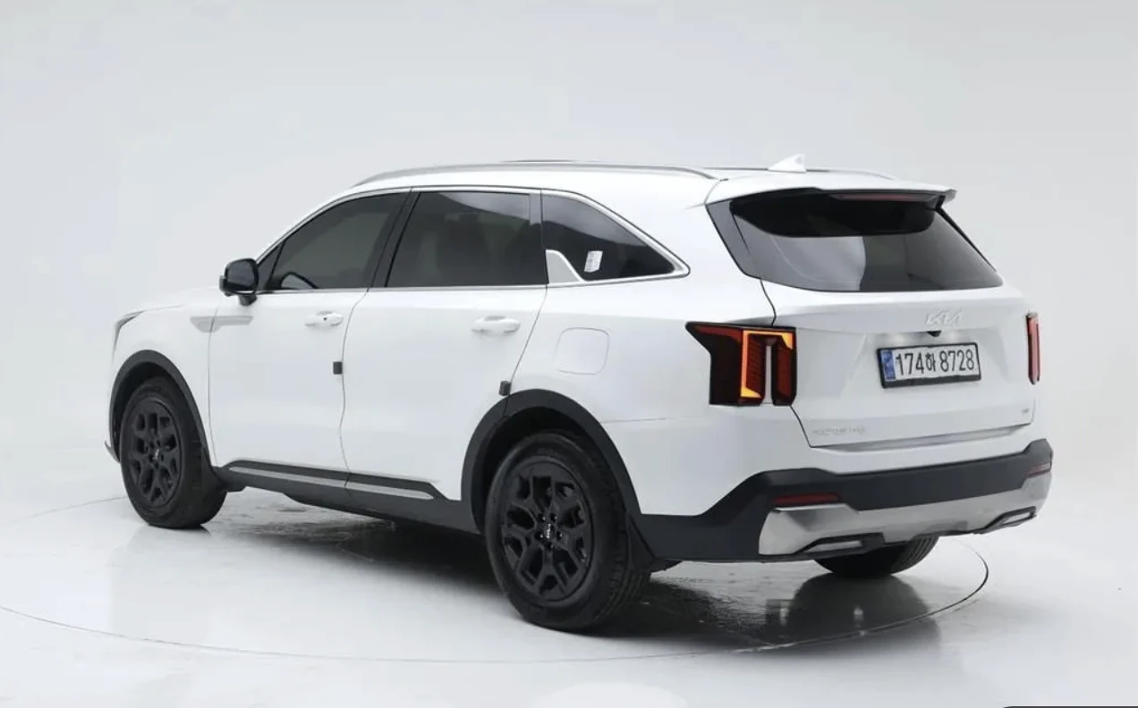 Kia Sorento NOBLESSE* EDITION* 1.6* HYBRID* ОБДУХВАНЕ* LANE* A, снимка 2 - Автомобили и джипове - 54512681