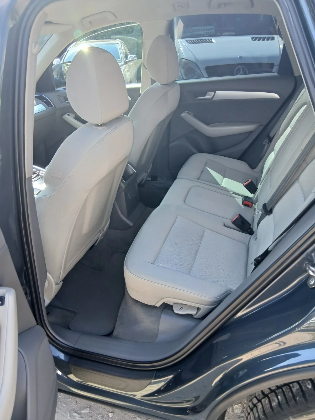 Audi Q5 2.0, снимка 10 - Автомобили и джипове - 54871088