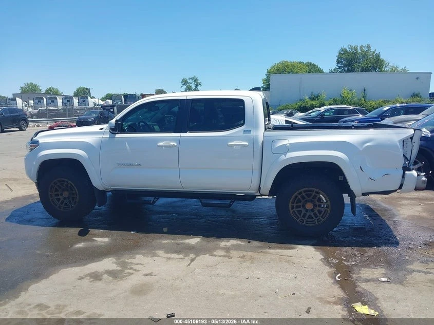 Toyota Tacoma ПОДГРЕВ* КАМЕРА* KEYLESS, снимка 4 - Автомобили и джипове - 55028044