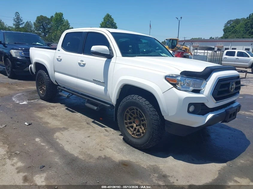 Toyota Tacoma ПОДГРЕВ* КАМЕРА* KEYLESS
