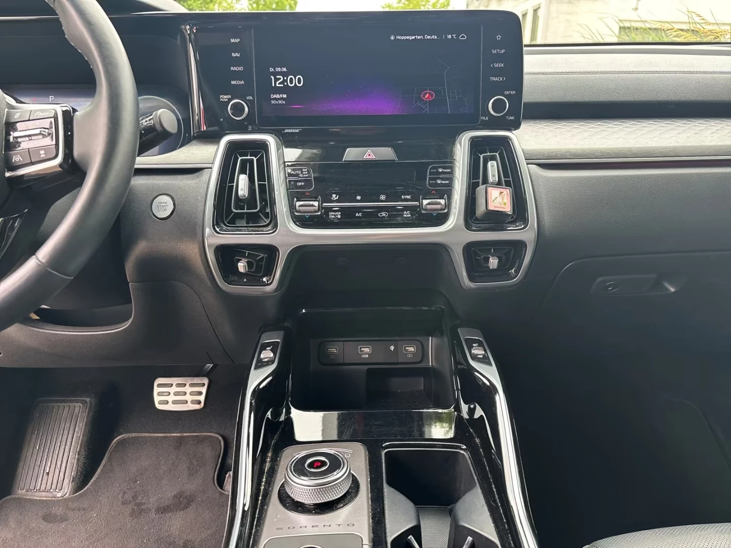 Kia Sportage HEV/230HP/PLATINUM/7SEATS/BOSE/360/NAVI/301h, снимка 12 - Автомобили и джипове - 55332619