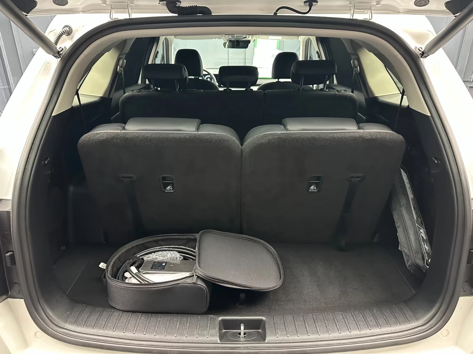Kia Sportage HEV/230HP/PLATINUM/7SEATS/BOSE/360/NAVI/301h, снимка 6 - Автомобили и джипове - 55332619