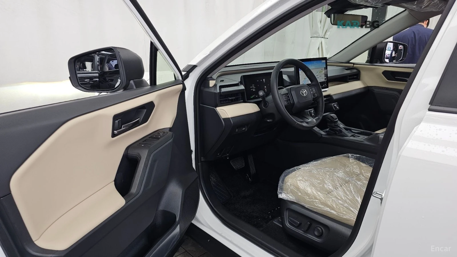 Toyota Rav4 6th GEN/HEV/2WD/2.5, снимка 9 - Автомобили и джипове - 55367151