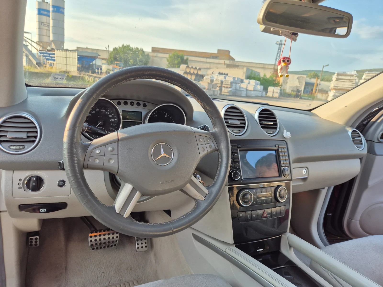 Mercedes-Benz ML 320, снимка 12 - Автомобили и джипове - 55480048