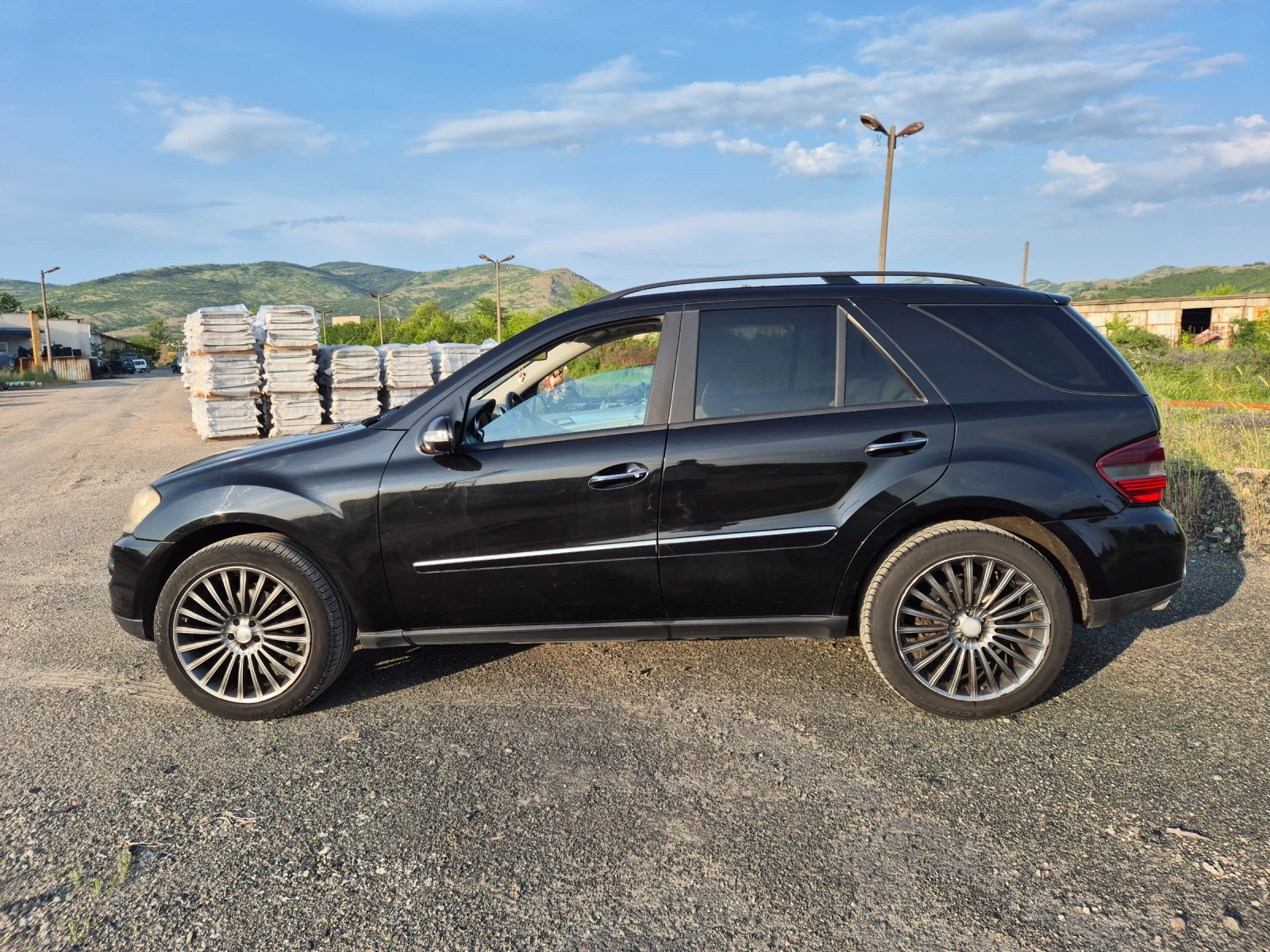 Mercedes-Benz ML 320, снимка 5 - Автомобили и джипове - 55480048