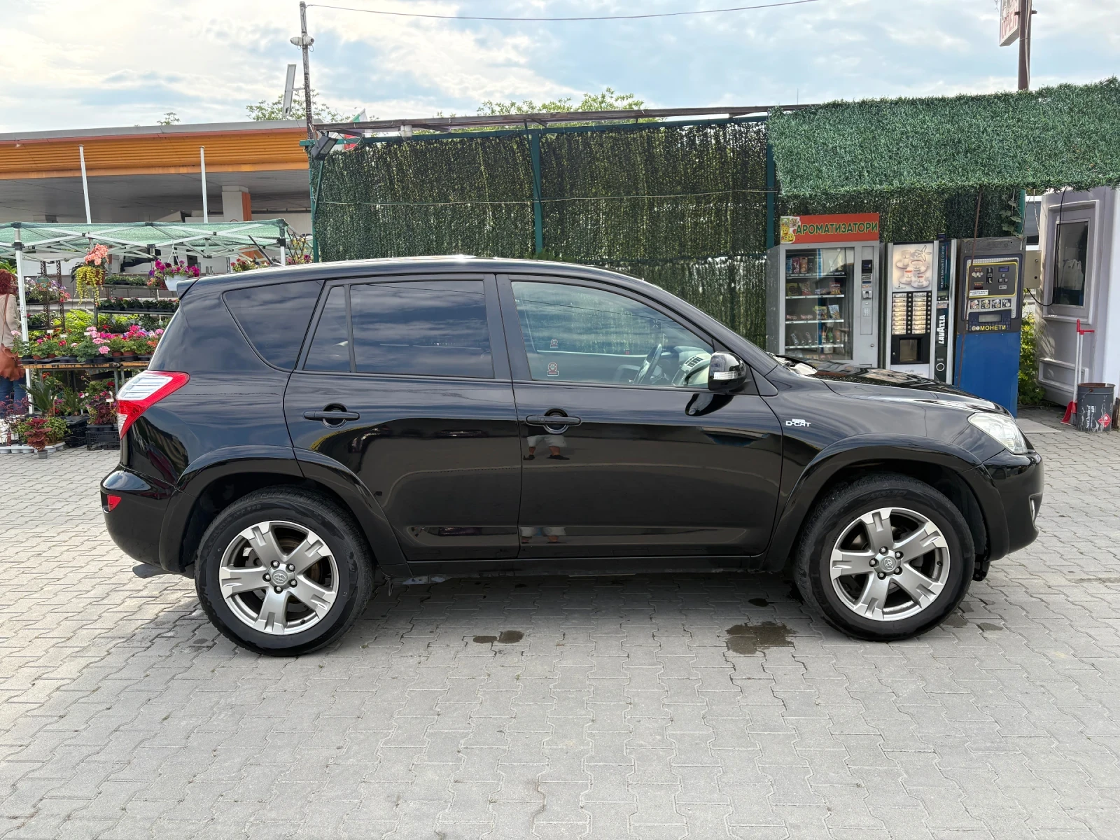 Toyota Rav4 2.2 150 k Avtomatik, снимка 14 - Автомобили и джипове - 55515244