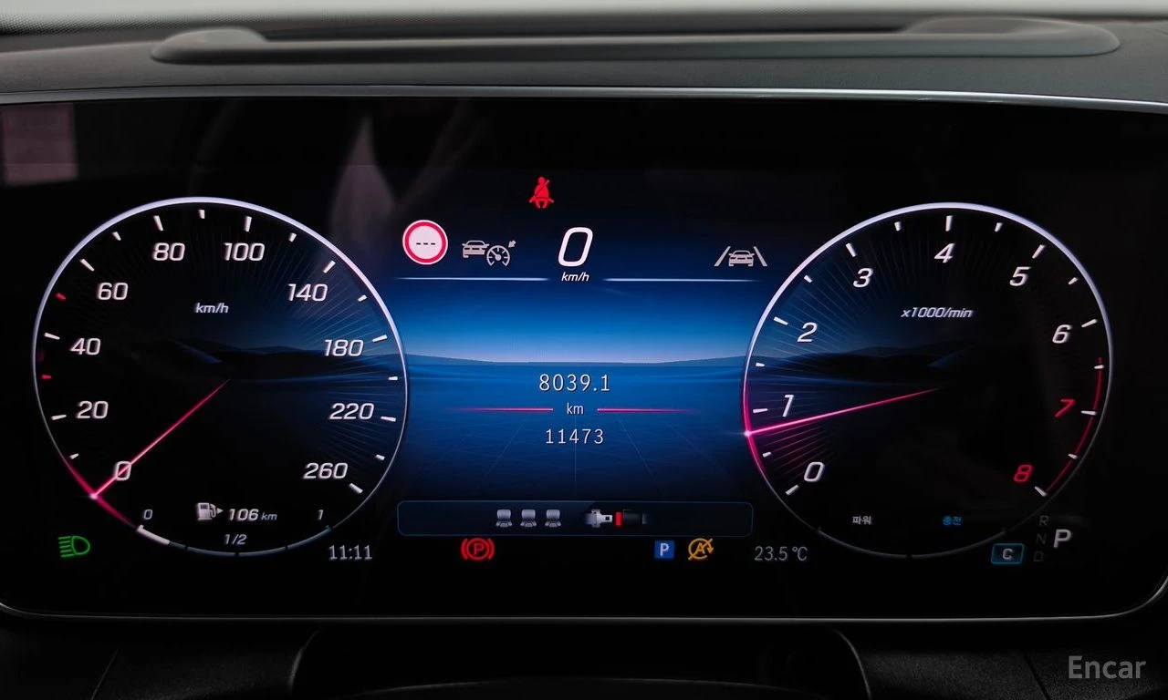 Mercedes-Benz GLC 300 COUPE* AMG* LINE* BURMESTER* ОБДУХВАНЕ* ХЕДЪП* , снимка 13 - Автомобили и джипове - 56119137