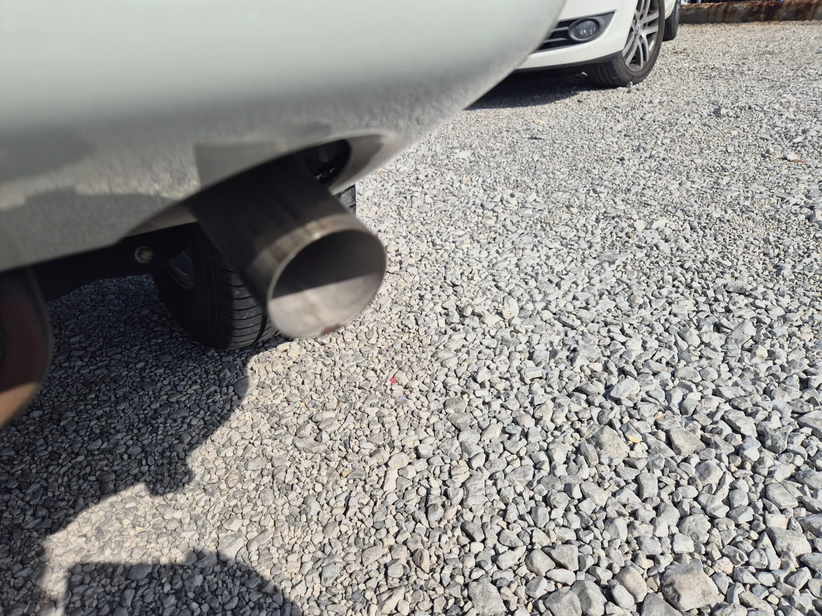Suzuki Grand vitara 1.9 DiD, снимка 11 - Автомобили и джипове - 56353084