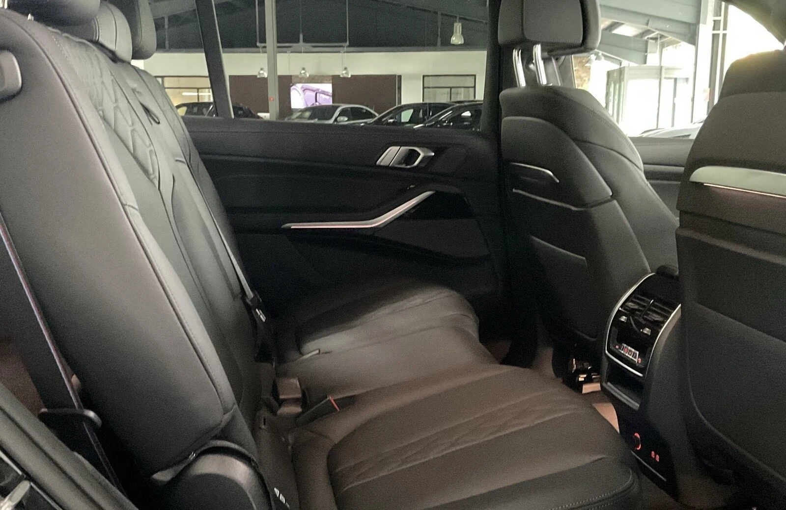 BMW X7 40d/xDrive/M-SPORT PRO/PANO/HUD/360/7 SEAT/ | Mobile.bg � ����������� 9