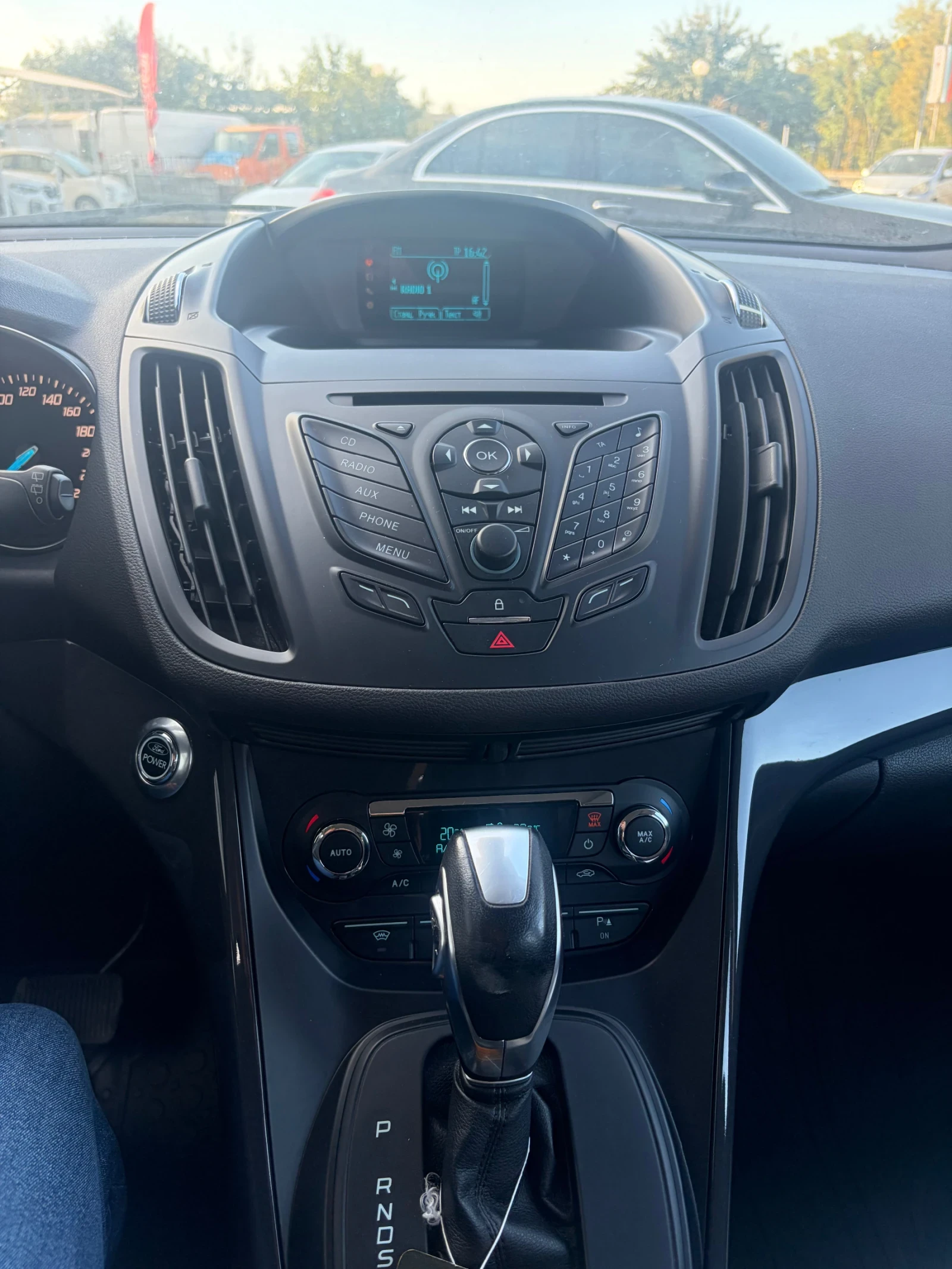 Ford Kuga 2.0TDCI, снимка 11 - Автомобили и джипове - 56416953