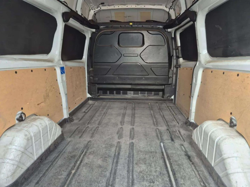 Ford Transit Custom 2.0L EcoBlue, снимка 10 - Бусове и автобуси - 52542520