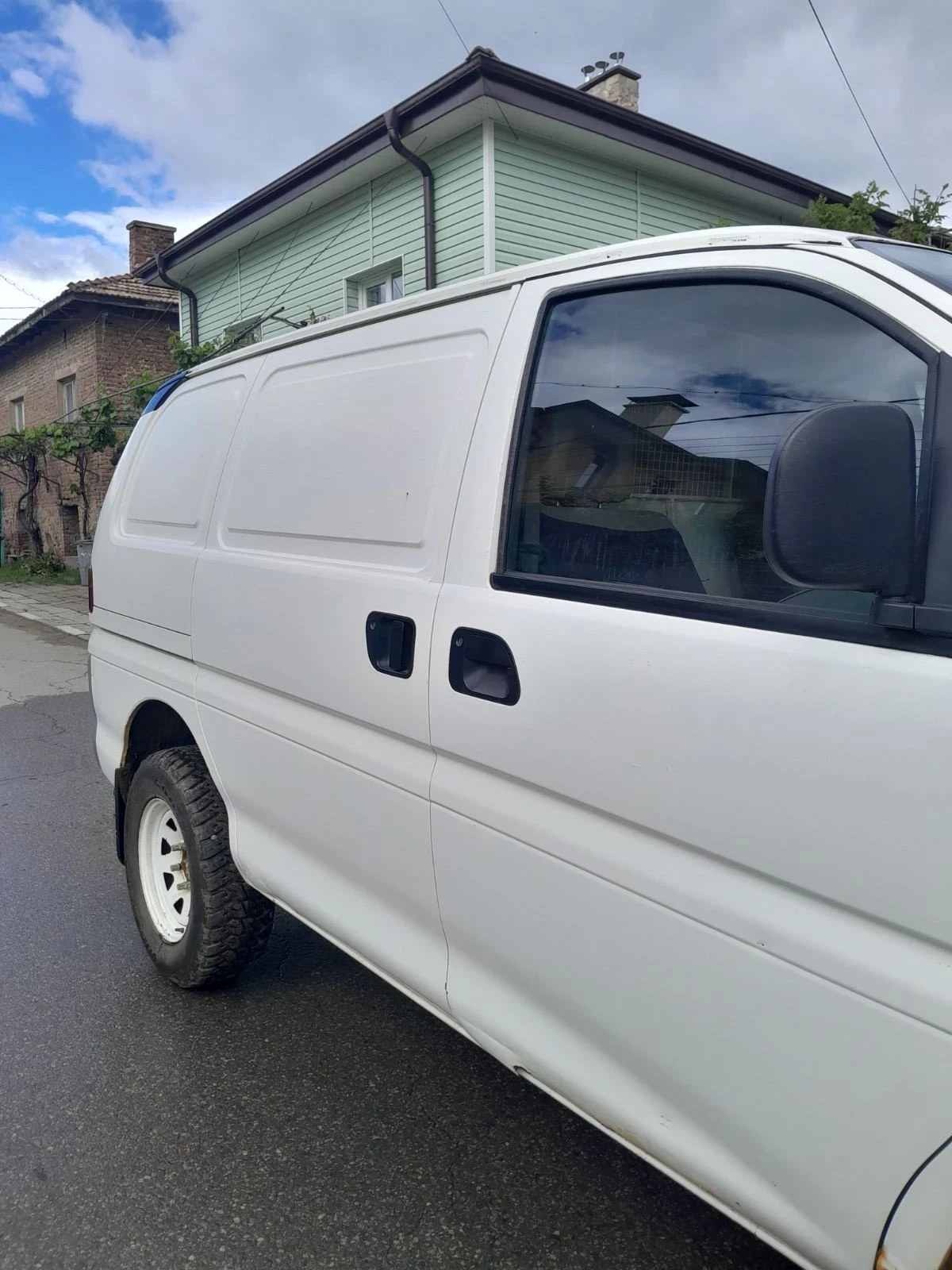 Mitsubishi L L400, снимка 2 - Бусове и автобуси - 54559469