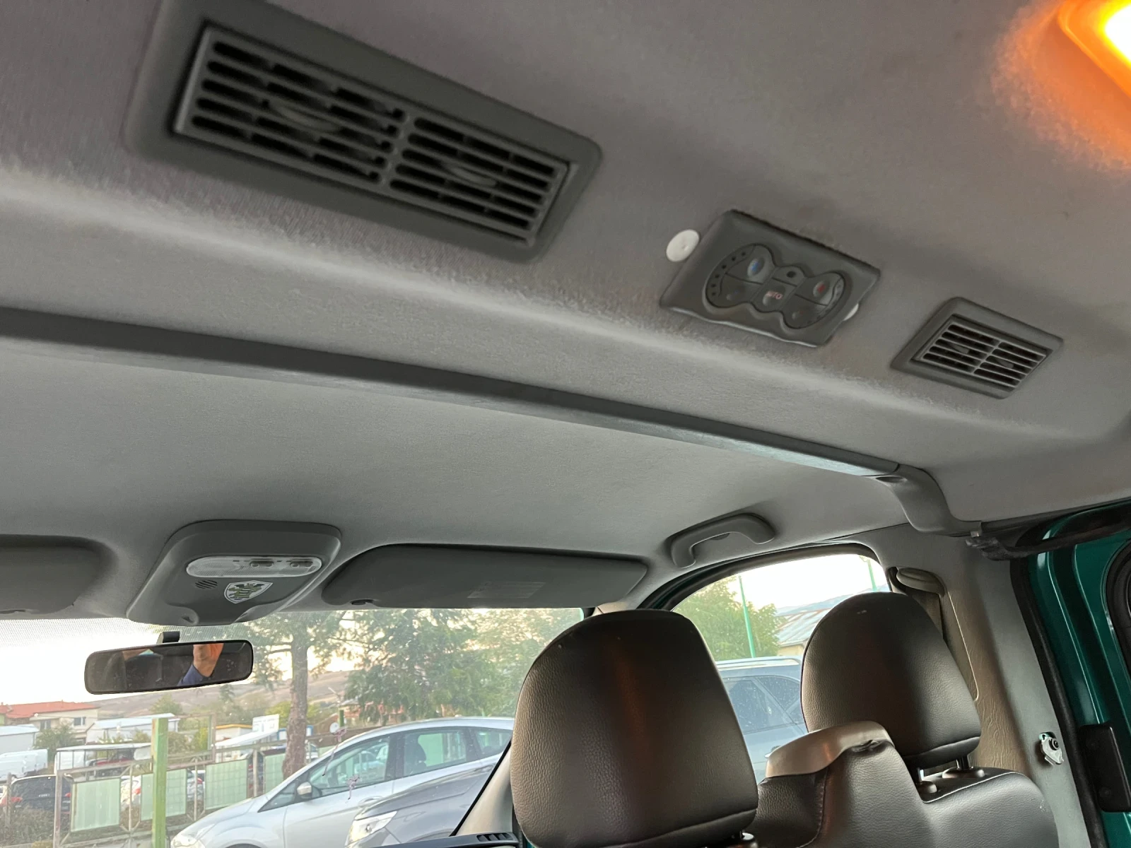 Renault Trafic 2.0 dci / Passenger - 8+ 1 места, снимка 12 - Бусове и автобуси - 56335907