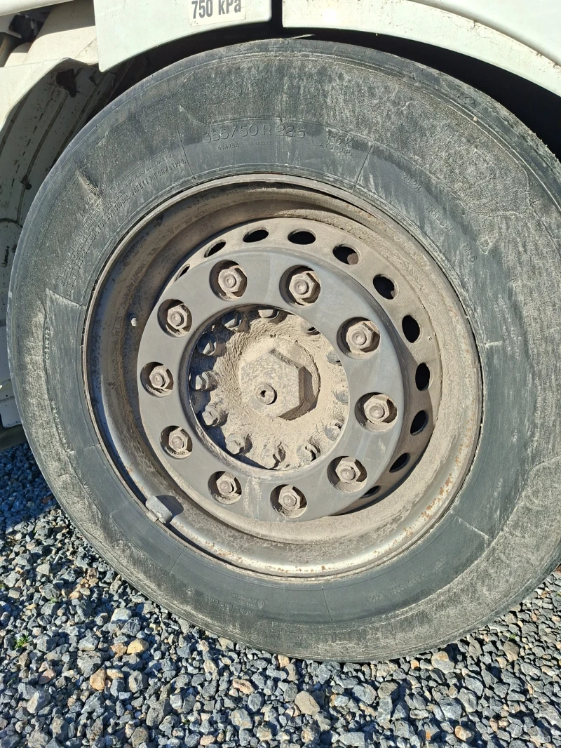 Iveco Stralis, снимка 4 - Камиони - 53111547