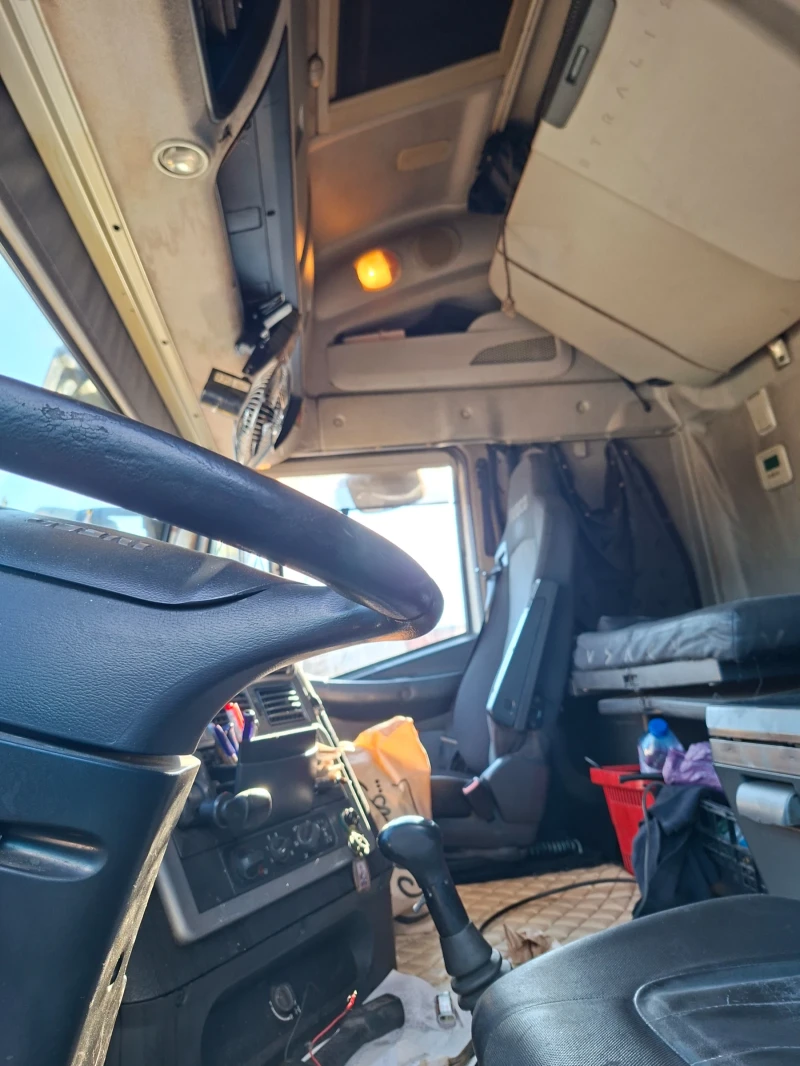 Iveco Stralis, снимка 7 - Камиони - 53111547