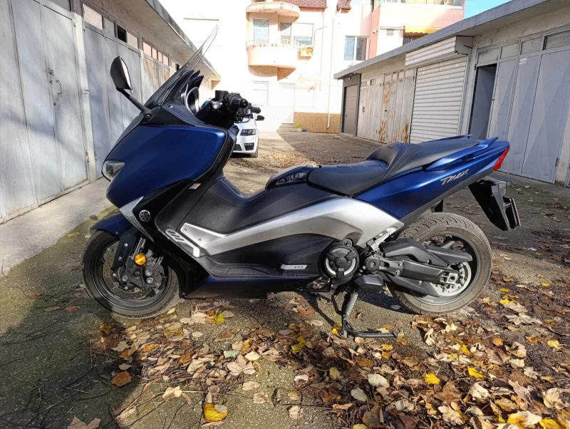 Yamaha T-max 530