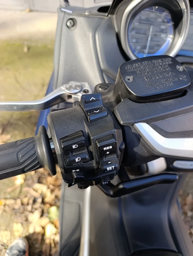 Yamaha T-max 530, снимка 6 - Мотоциклети и мототехника - 52683384